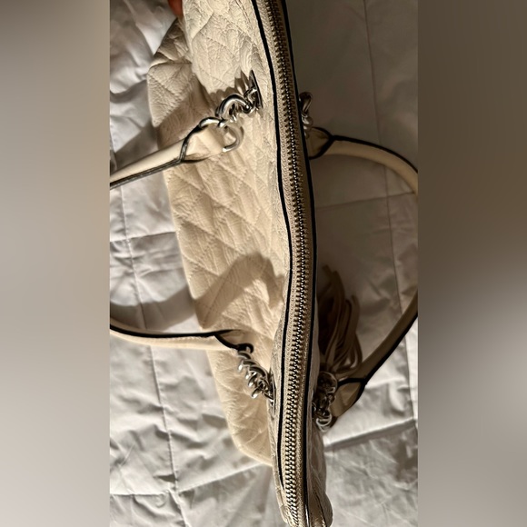 White leather Calvin Klein bag. Gently used - Picture 5 of 8